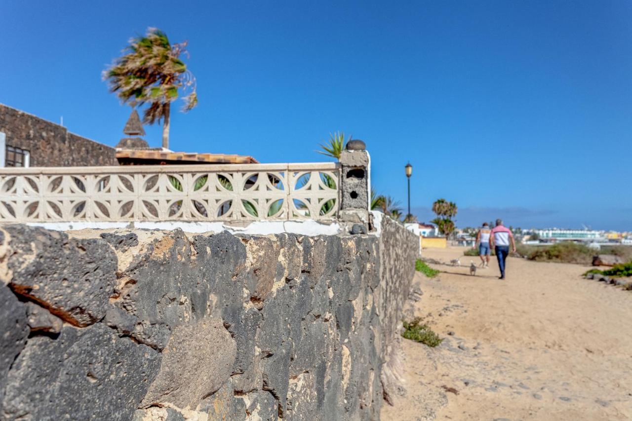 Villa Marina I Beachfront Corralejo By Holidays Home Exterior foto